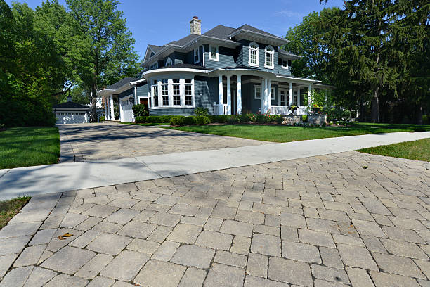 Best Professional Driveway Pavers  in Mount Clemens, MI